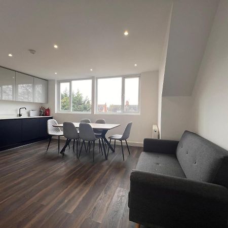 Star London Finchley Road 3-Bed Abode Apartment Bagian luar foto