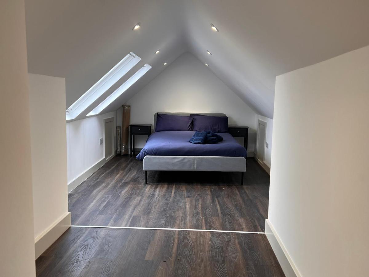 Star London Finchley Road 3-Bed Abode Apartment Bagian luar foto