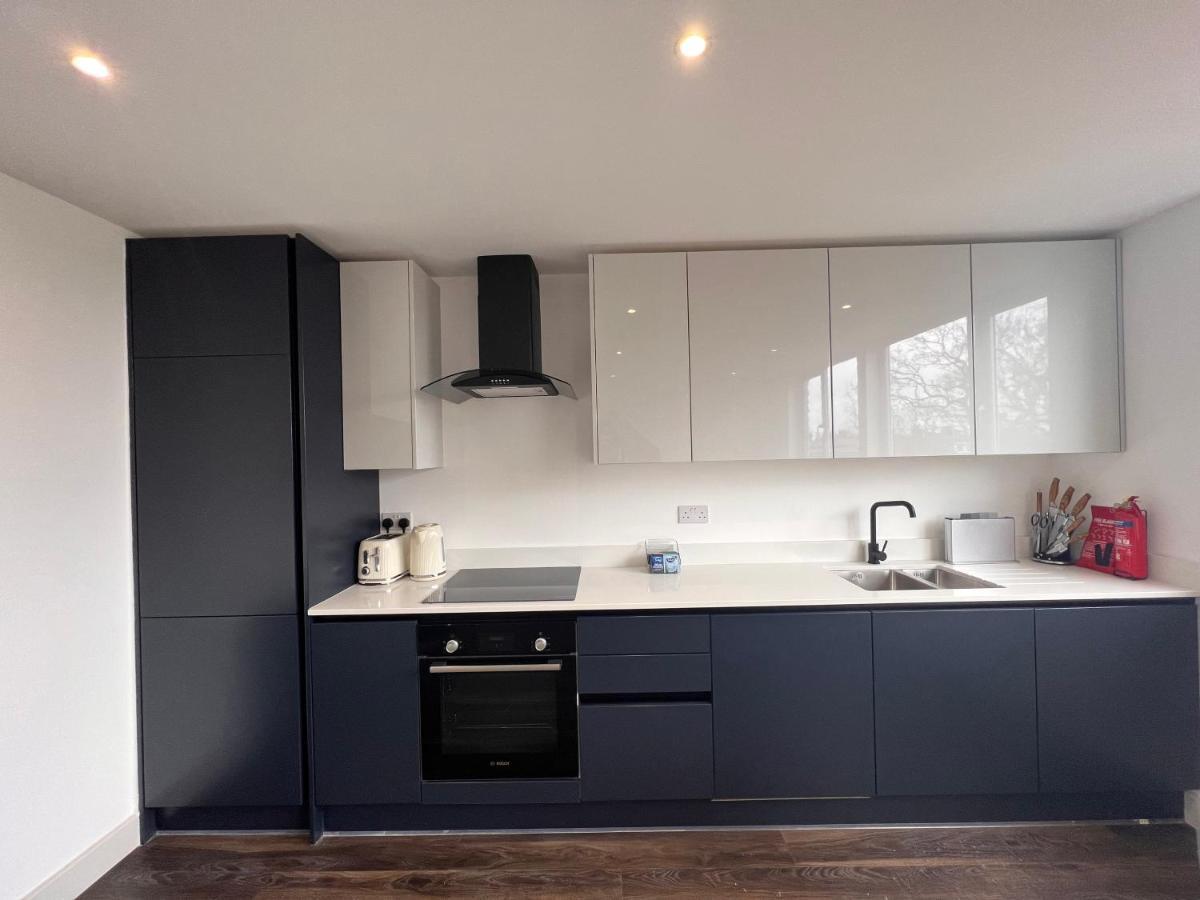 Star London Finchley Road 3-Bed Abode Apartment Bagian luar foto