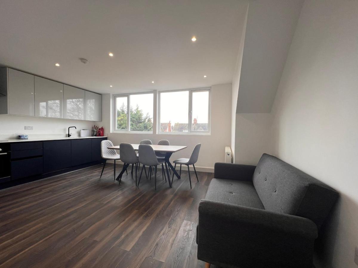 Star London Finchley Road 3-Bed Abode Apartment Bagian luar foto